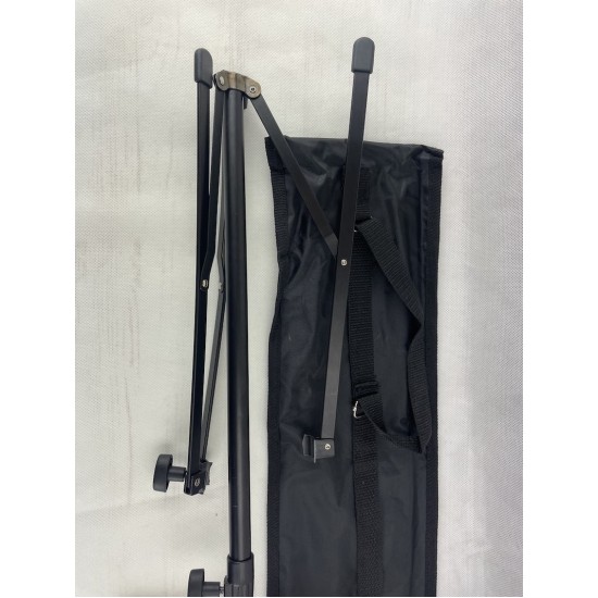 Stagg MUS-A3 BK stovas natoms (B-Stock) Stagg MUS-A3 BK stovas natoms (B-Stock)