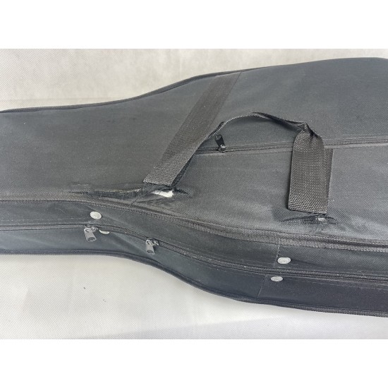 Condorwood FOAM-39 dėklas klasikinei gitarai (B-Stock) Condorwood FOAM-39 dėklas klasikinei gitarai (B-Stock)