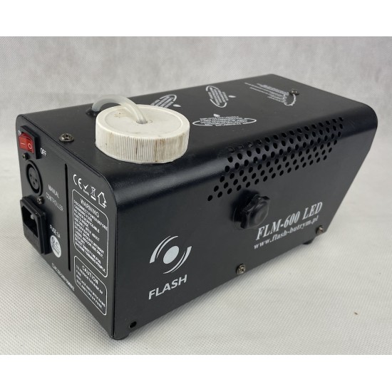 Flash FLM-600 dūmų mašina su apšvietimu (B-Stock) Flash FLM-600 dūmų mašina su apšvietimu (B-Stock)