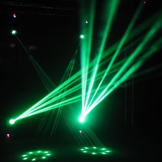 Flash FL-230 BEAM 7R Thunderbolt Prism ZOOM judanti galva Flash FL-230 BEAM 7R Thunderbolt Prism ZOOM judanti galva